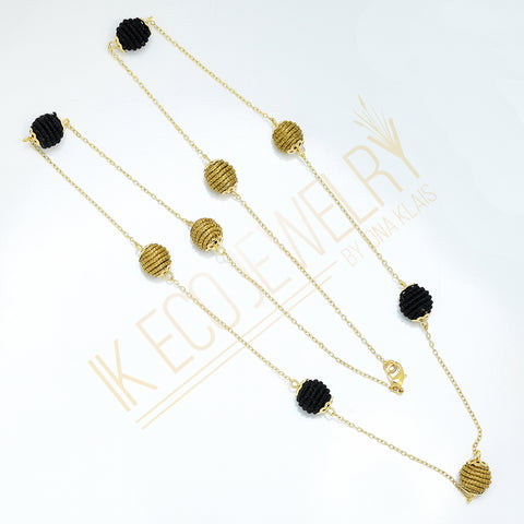 NECKLACE BLACK AND GOLD BEADS